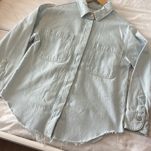 Women’s Denim Jean Shirt / Shacket - Zara size M - Picture 3 of 5